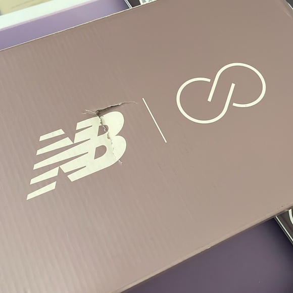 New Balance x Calia - 530 Running Sneakers - Picture 6 of 7